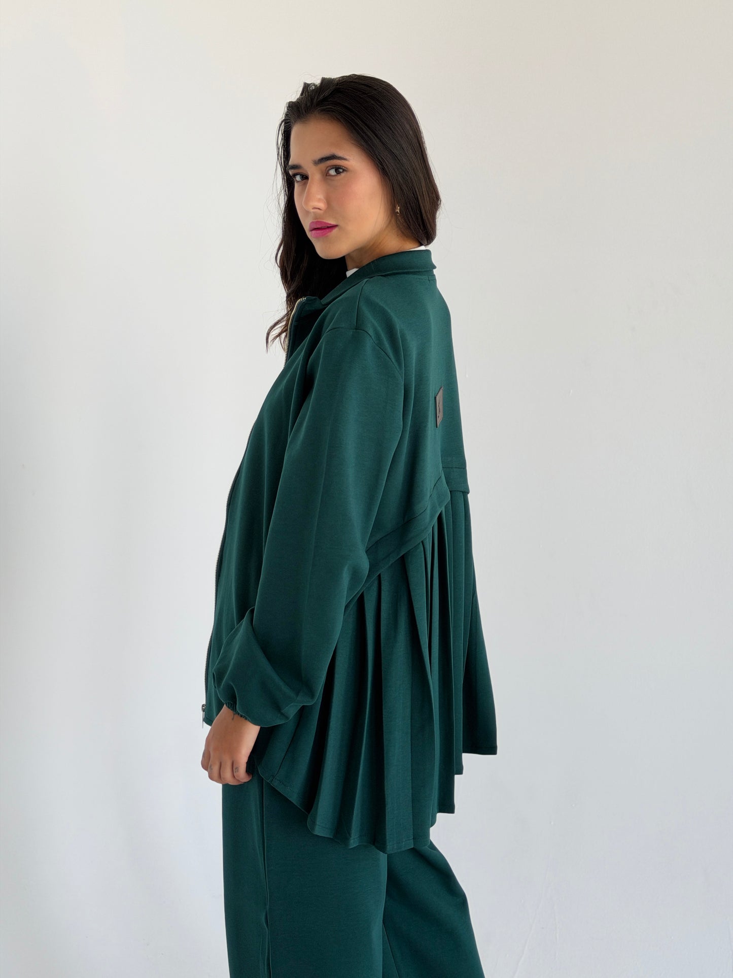 Pleated back set -teal blue