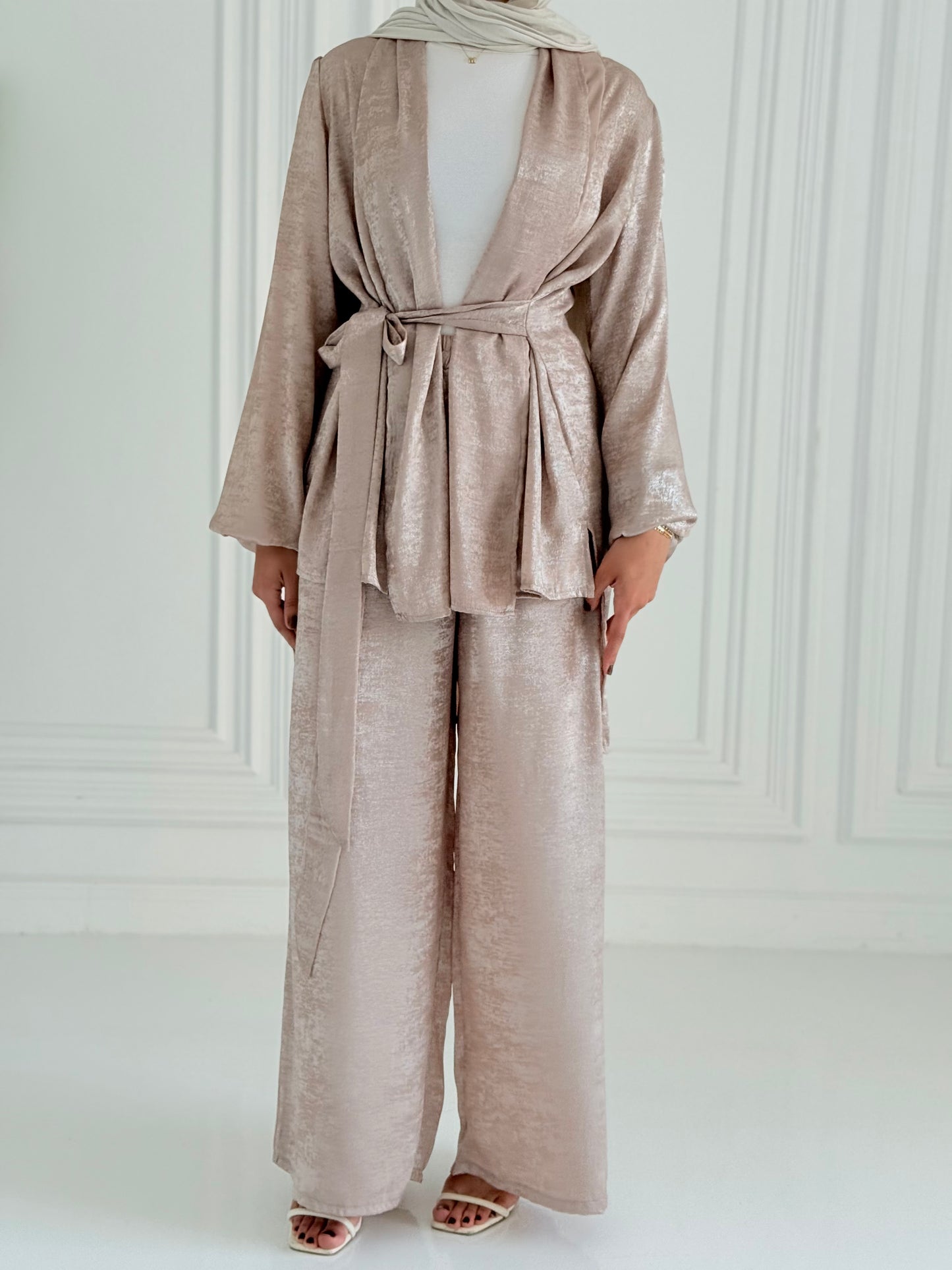 Shimmer Set- Beige