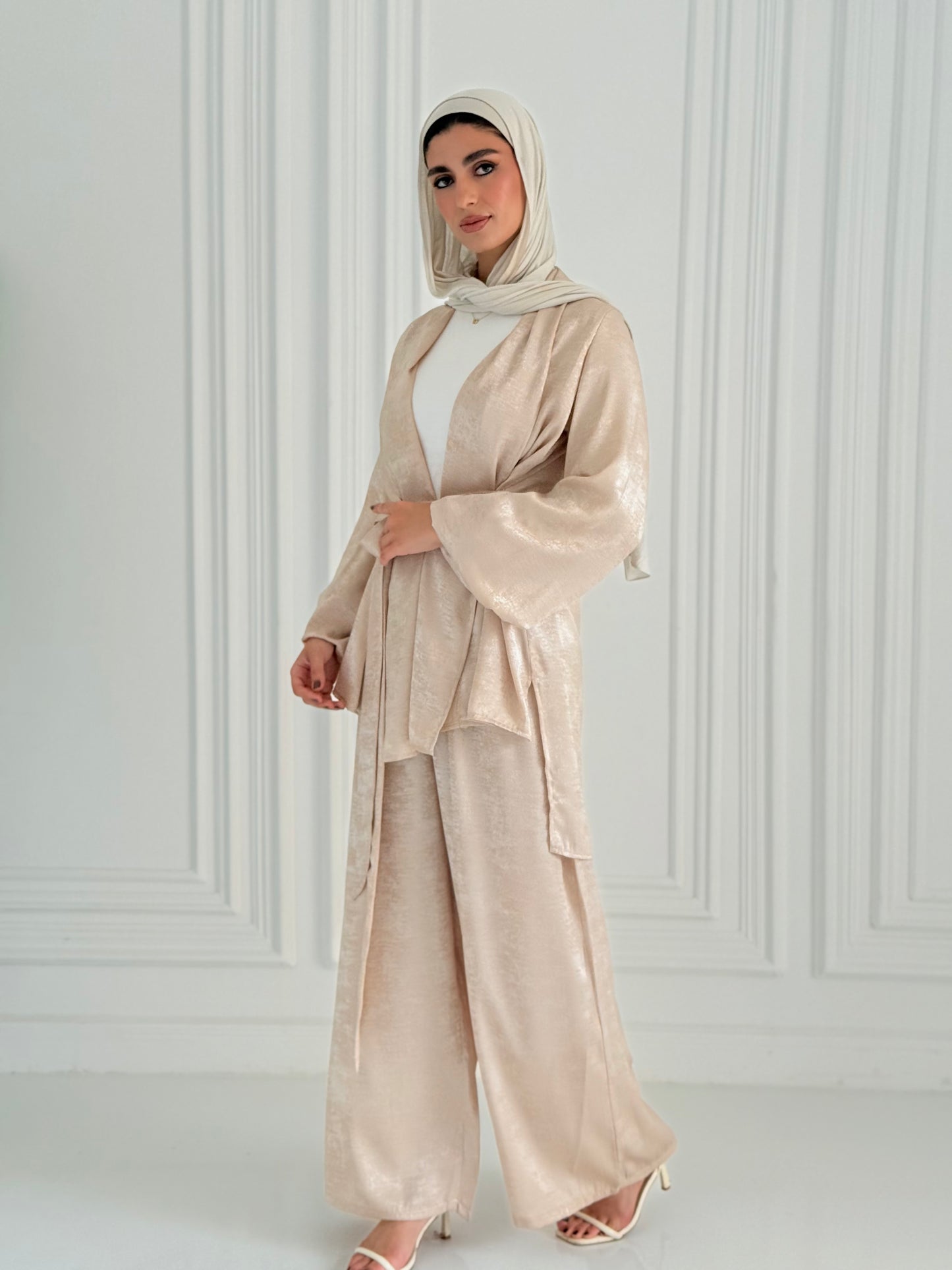 Shimmer Set- Light Beige