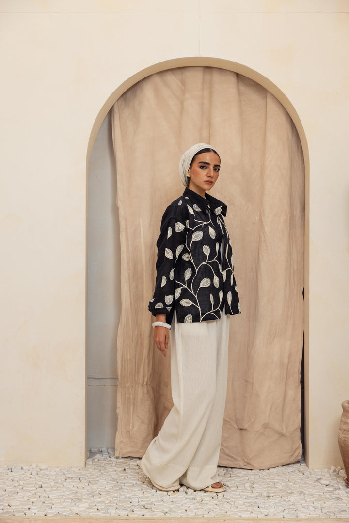 Embroidery leaves blue Shirt