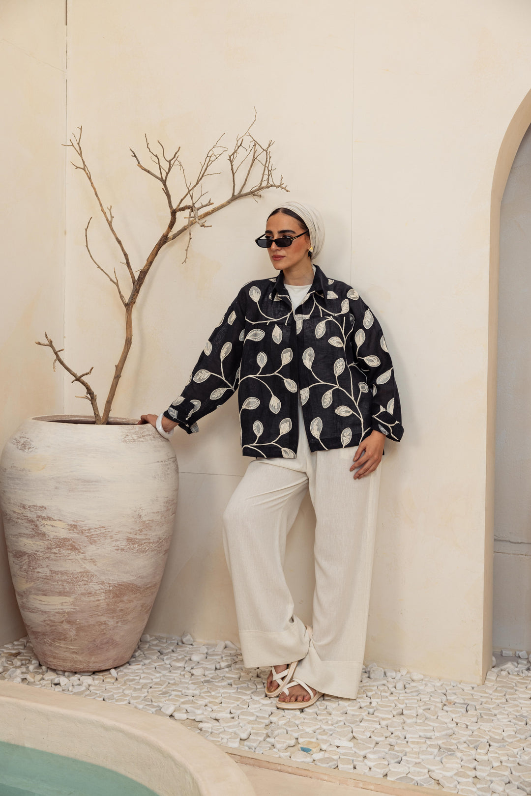 Embroidery leaves blue Shirt