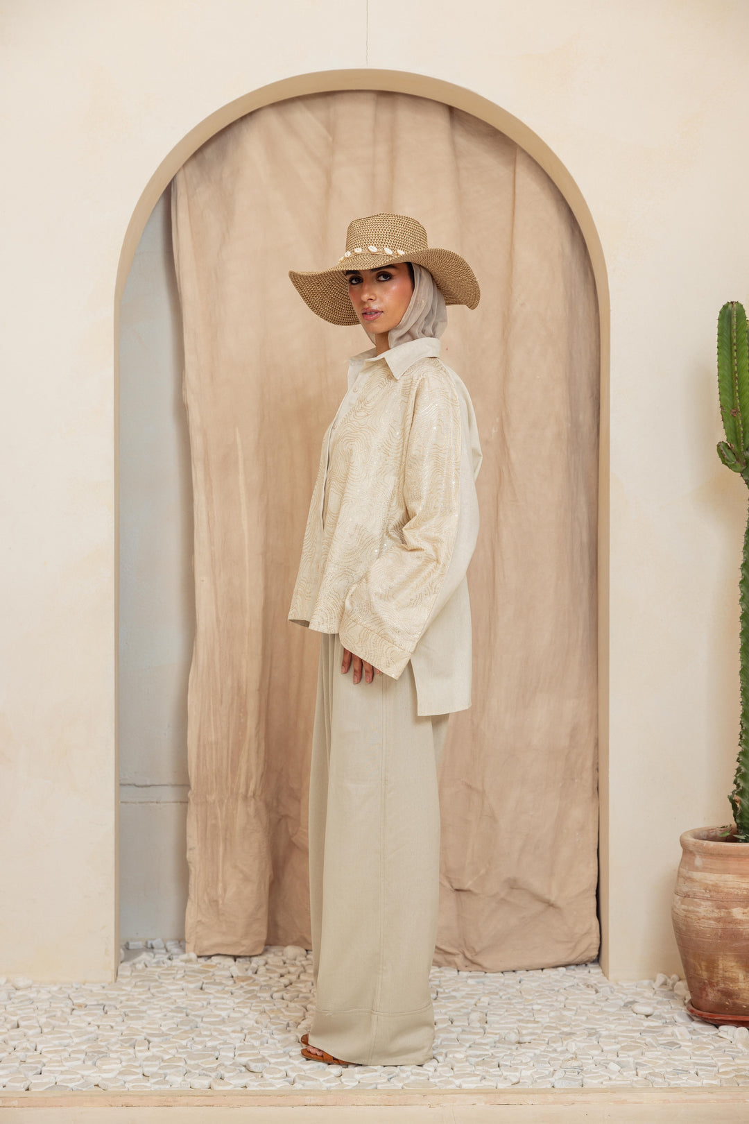 Embroidery beige shirt