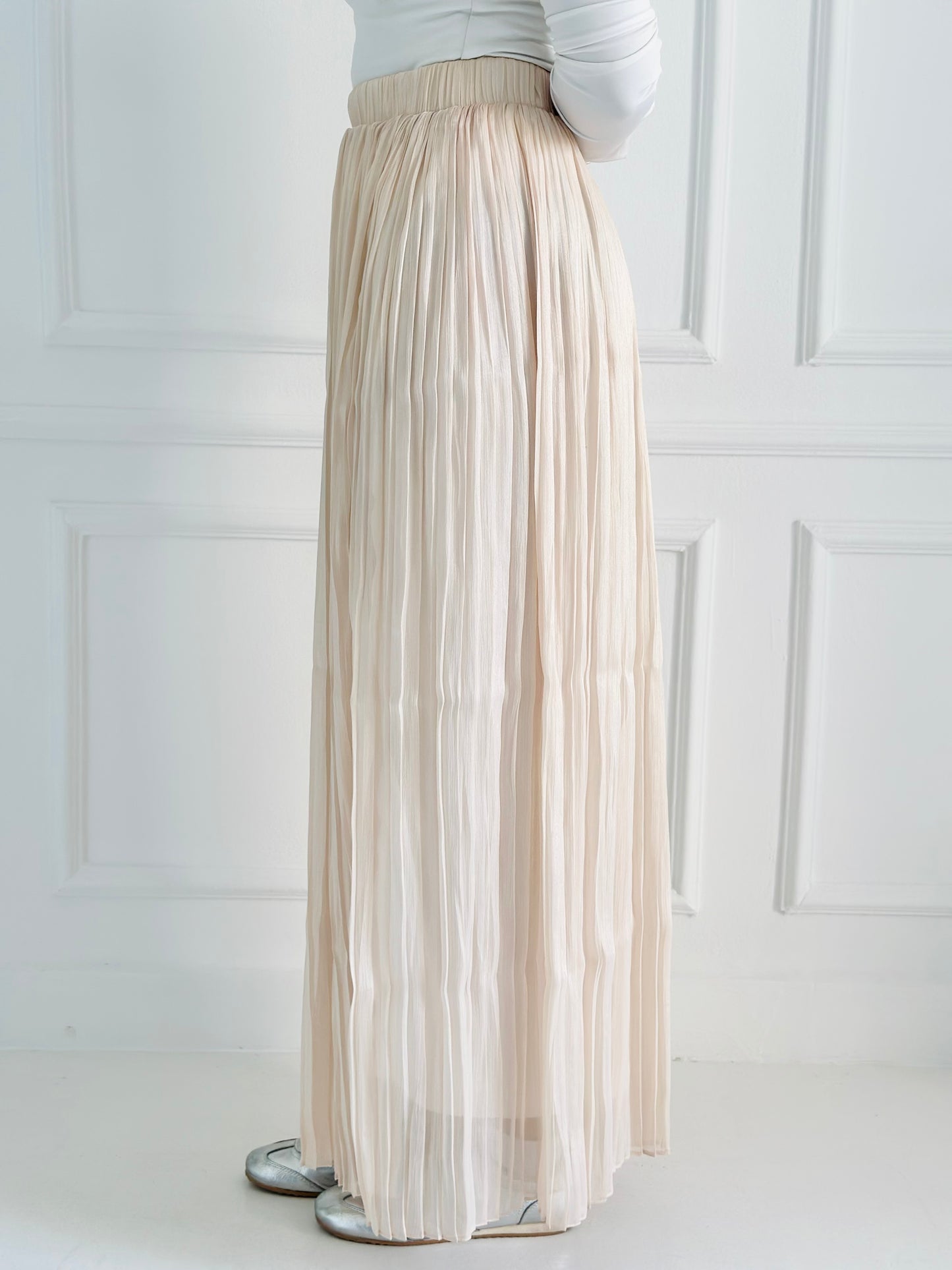Light beige Chiffon skirt