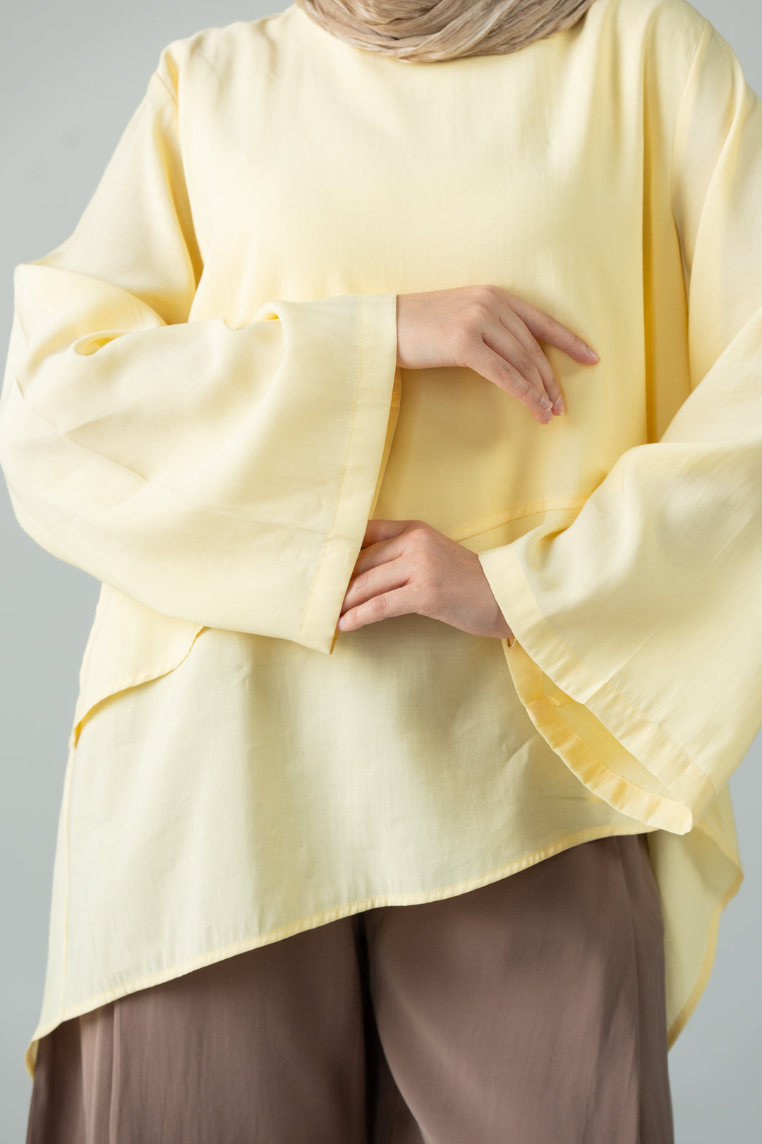 Layer top - Butter yellow
