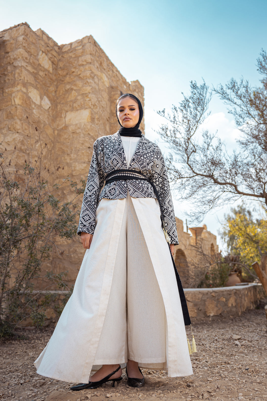 Elegant Dream Blazer vs kimono