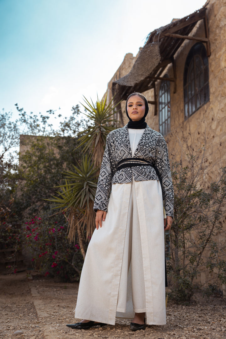 Elegant Dream Blazer vs kimono