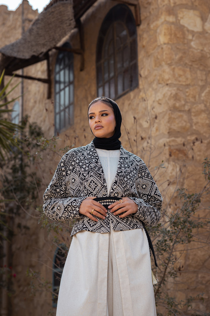 Elegant Dream Blazer vs kimono