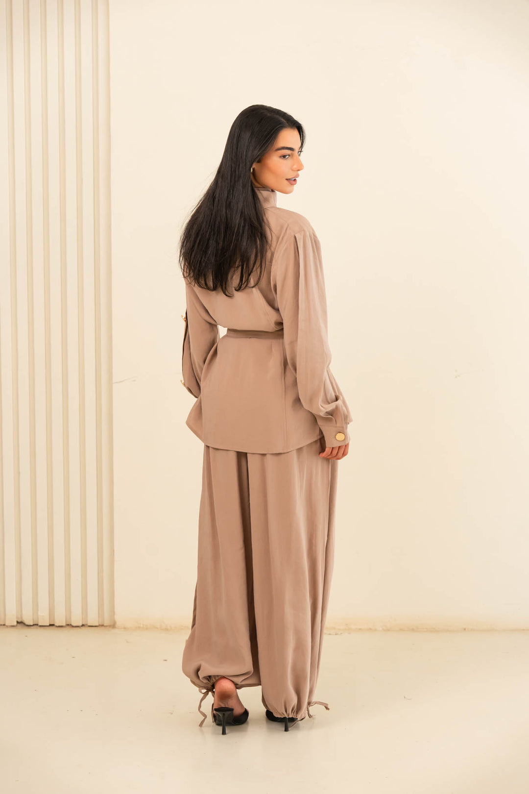 Button collar set- beige