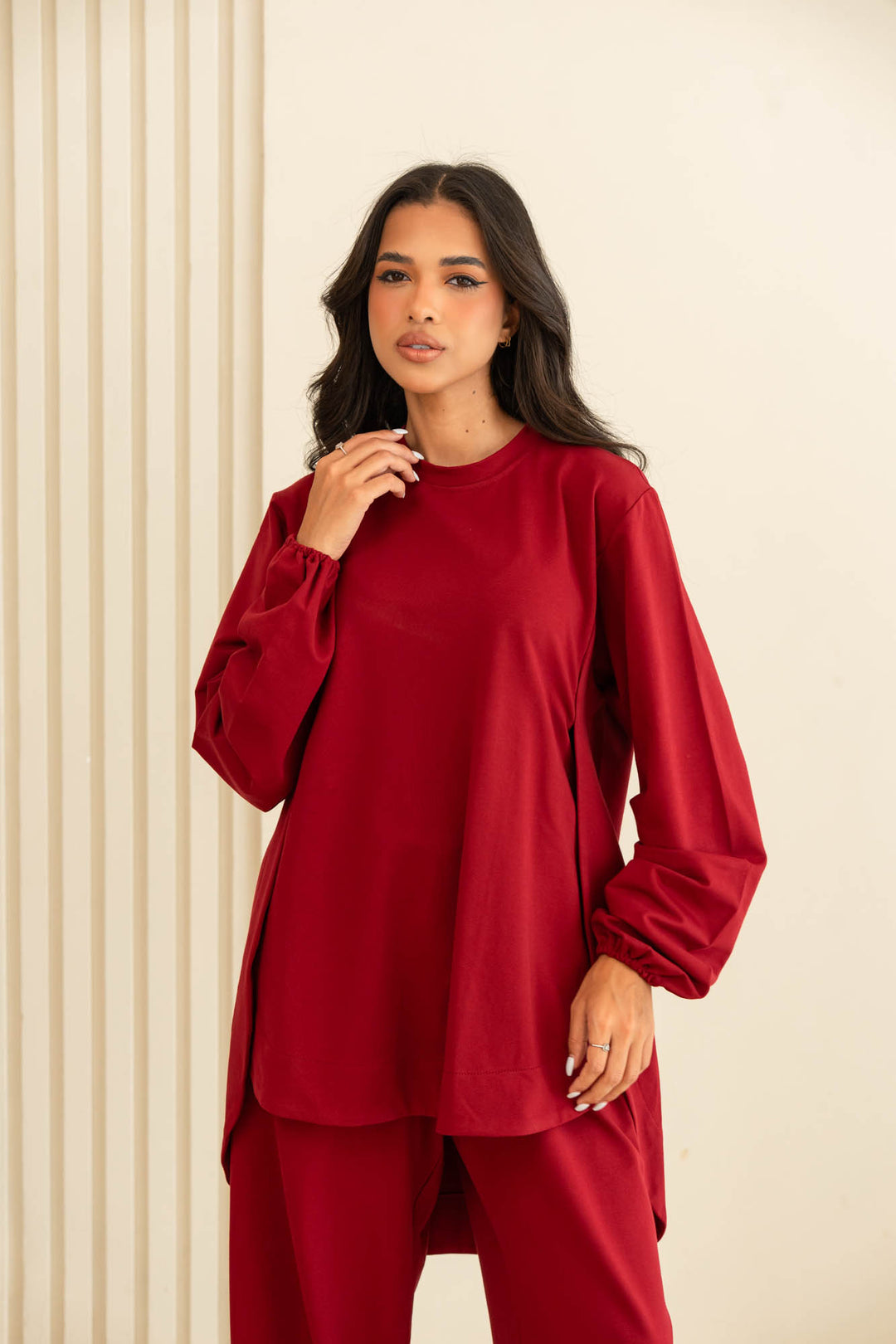 curved set- red