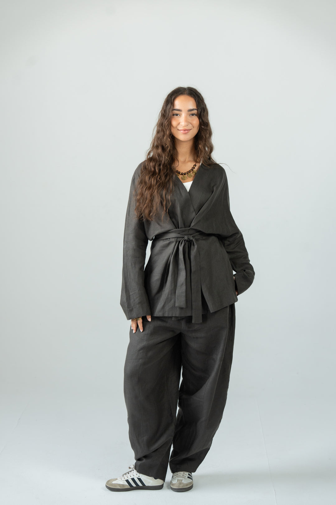 Wrapped linen shirt -black olive