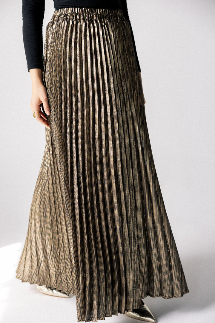 Sparkling pleated Skirt- Gold