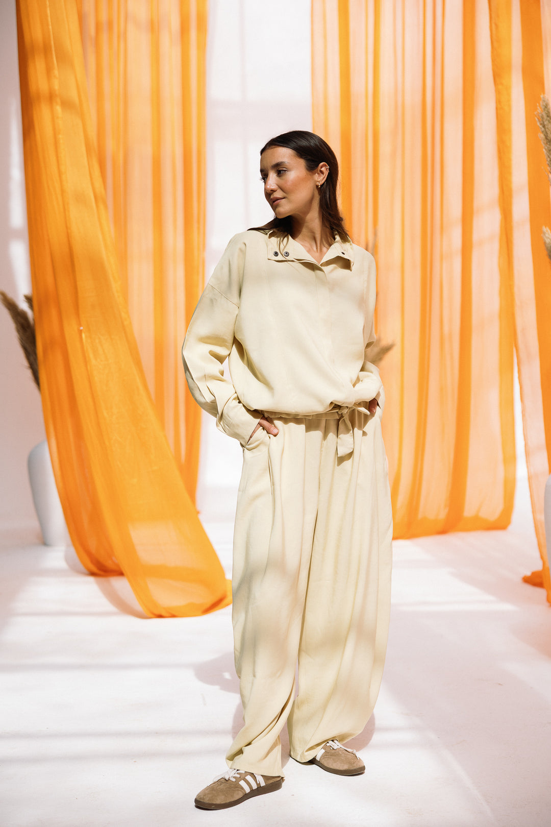 Amber set - butter yellow
