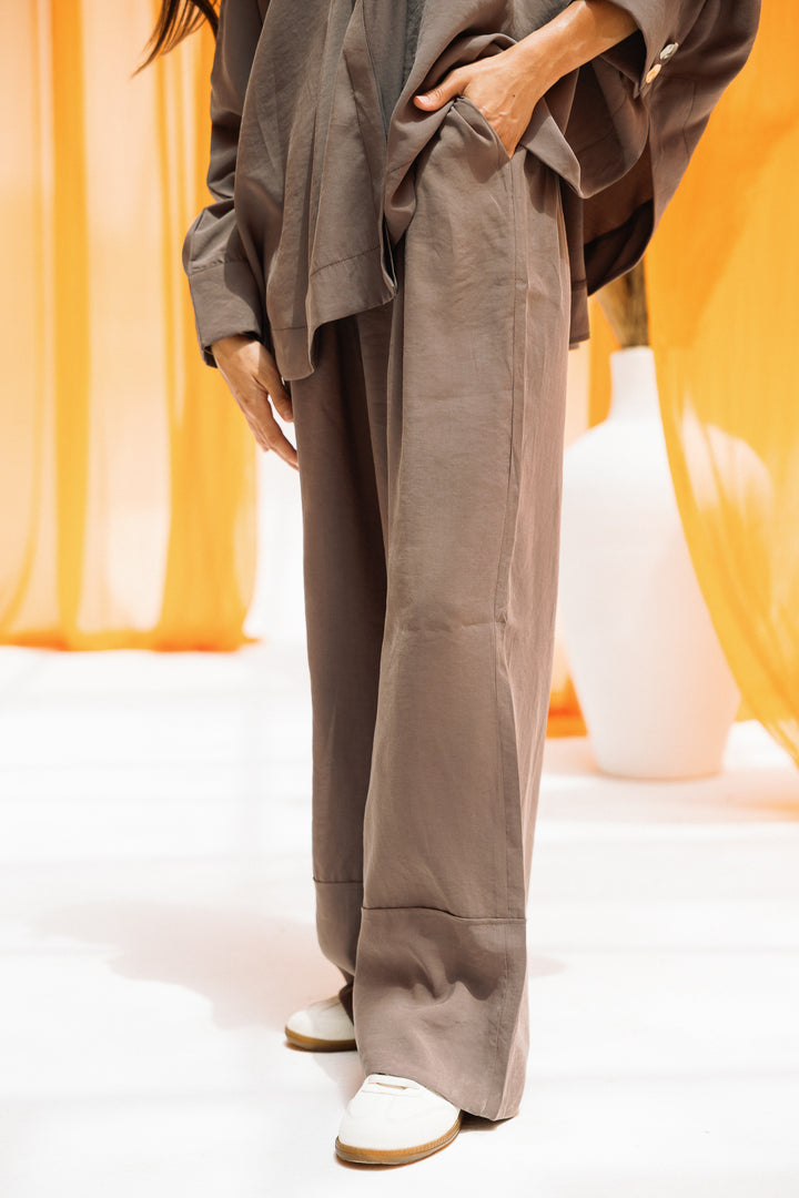 Curved washed set - Carmel brown