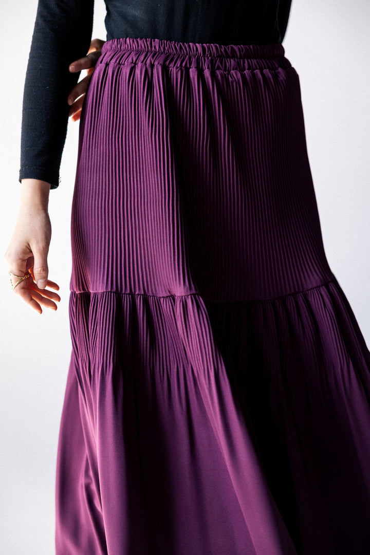 Plain pleated Skirt - Burgandy