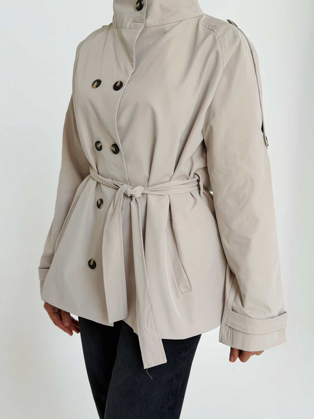 Gabardine Short trench coat- creme