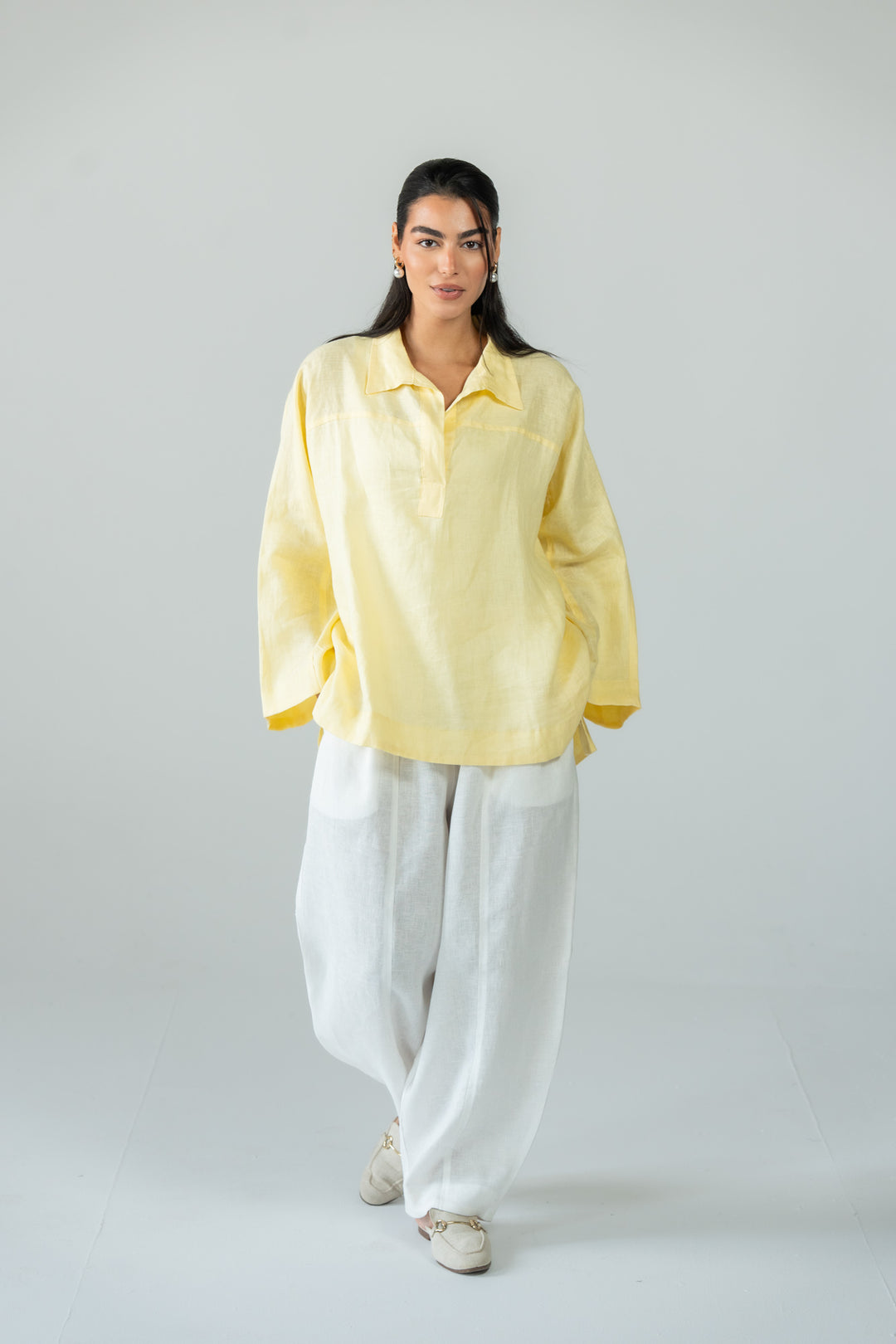 Cozy linen top - butter yellow