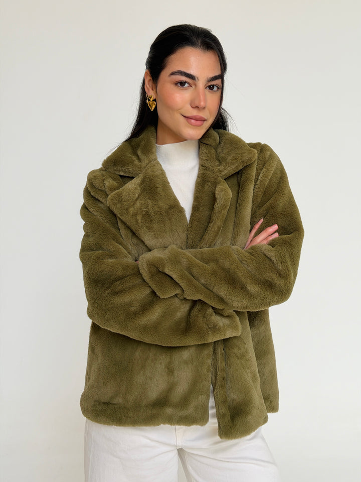 Fur cropped jacket- olive
