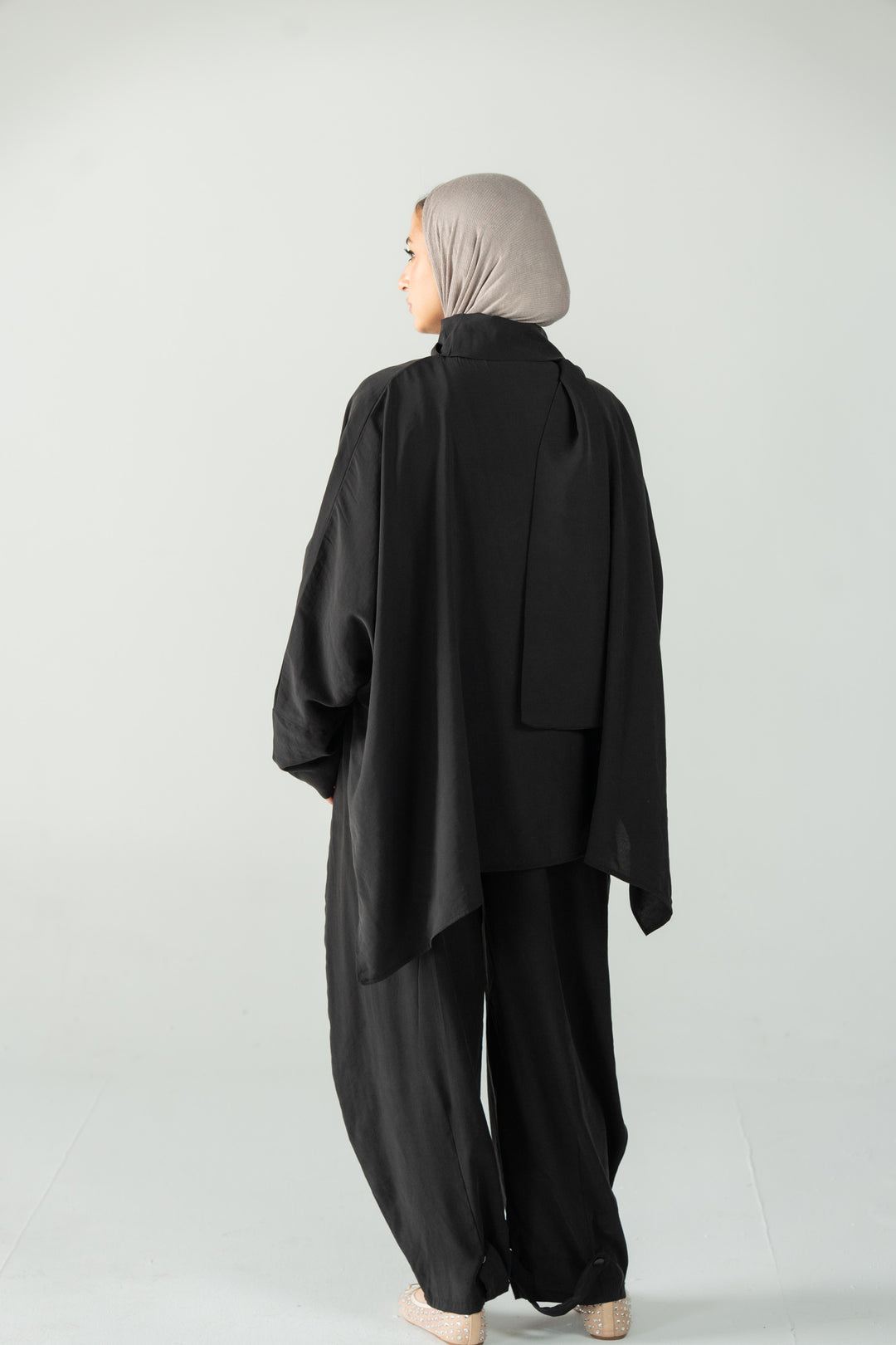 Scarf poncho top - black