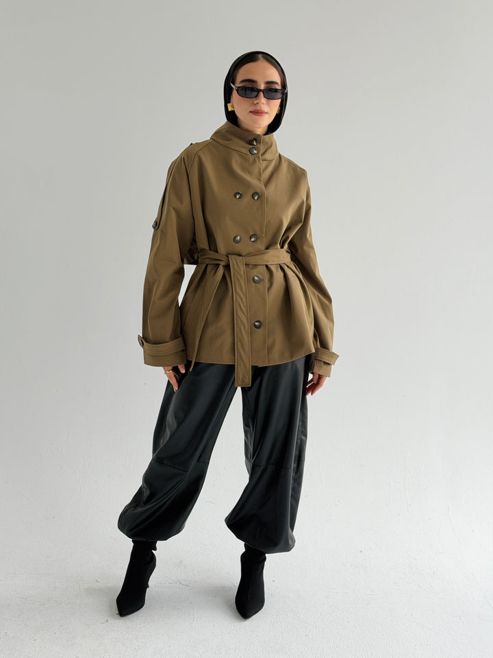Gabardine Short trench coat
- brown