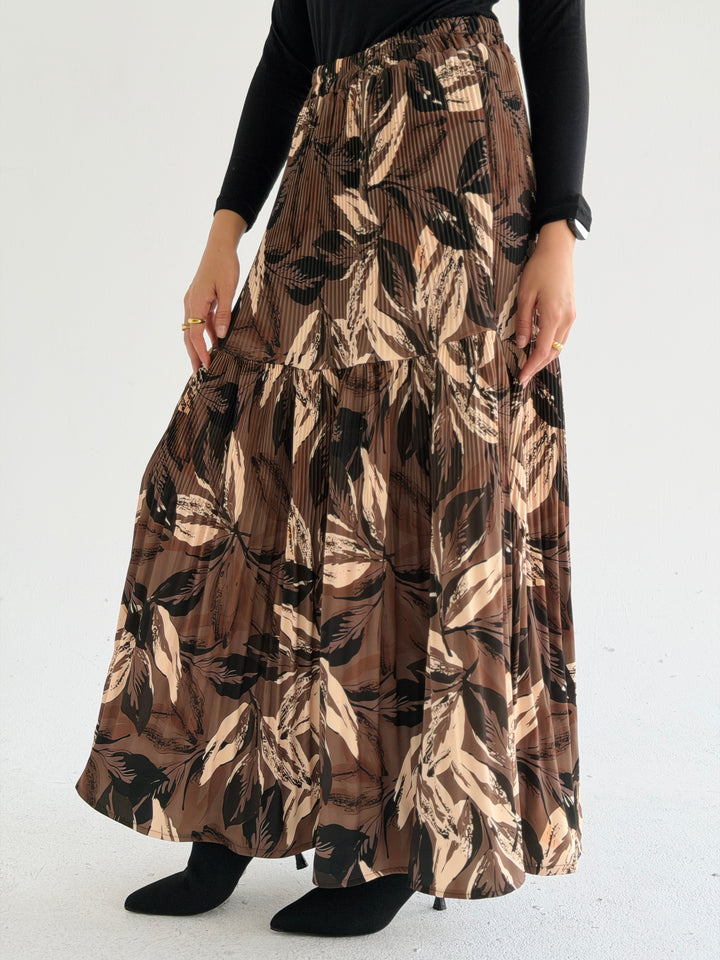 Dusty printed pillise skirt