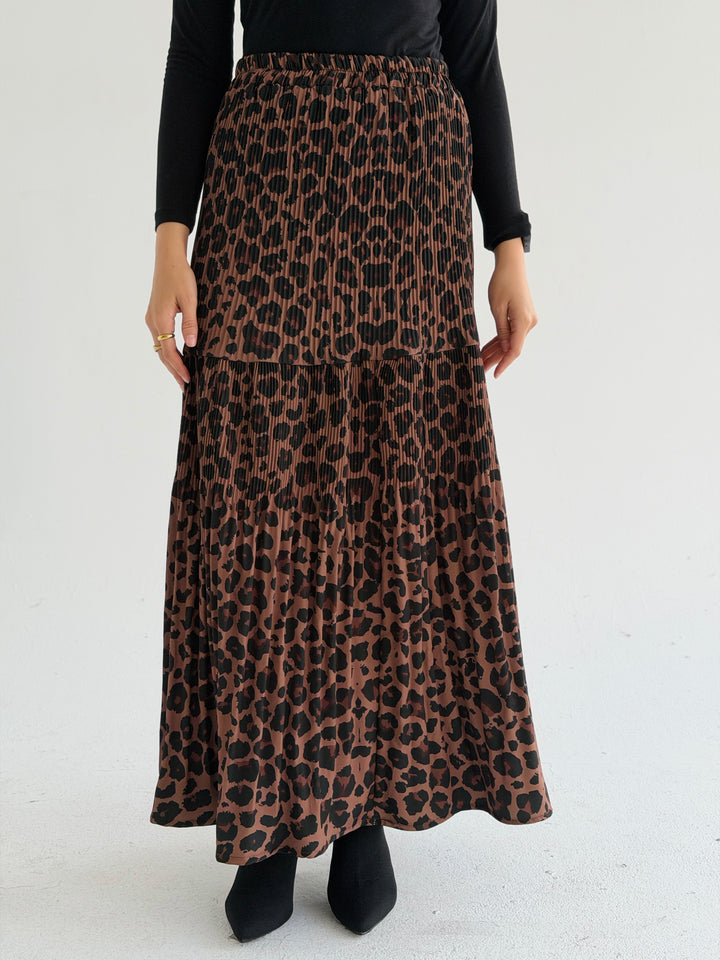 Wild printed pillise skirt