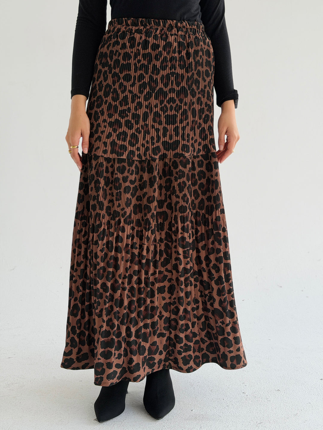 Wild printed pillise skirt