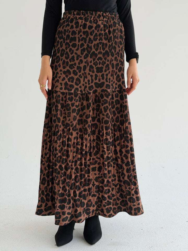Wild printed pillise skirt