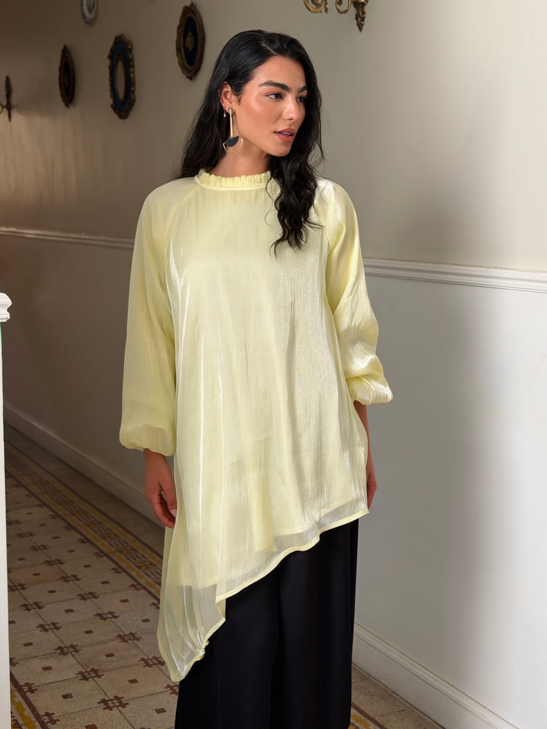 Ivory top - butter yellow