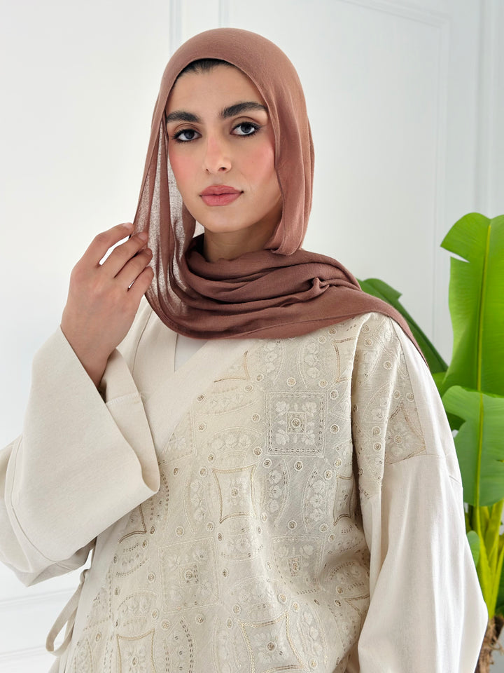 Embroidery Curved top - offwhite