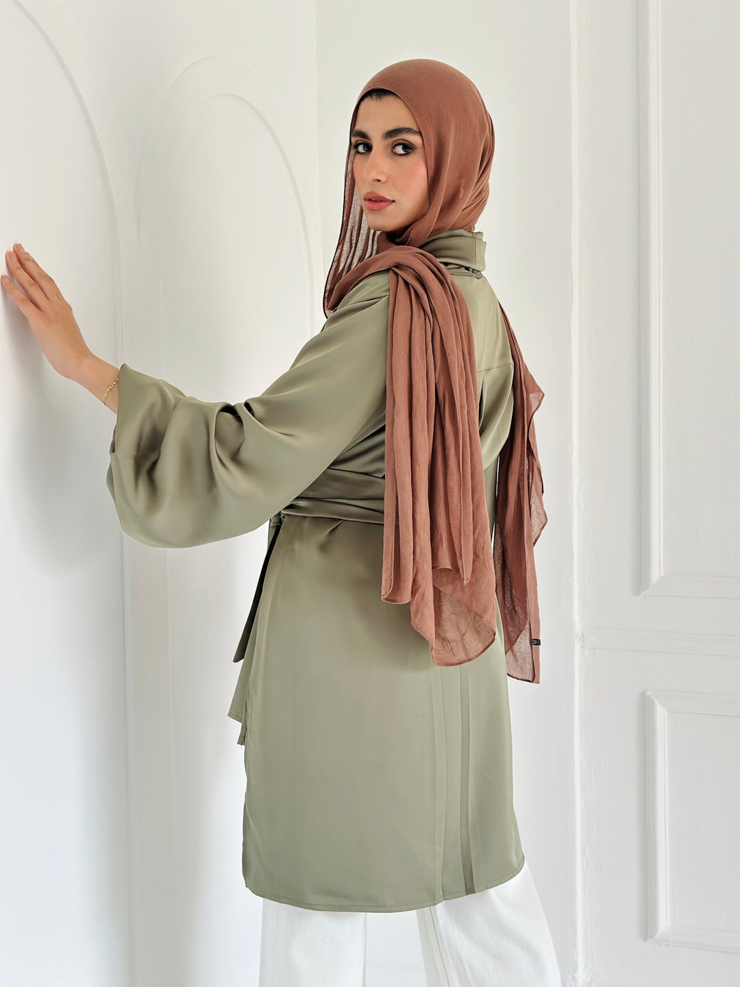 Shall satin shirt - olive