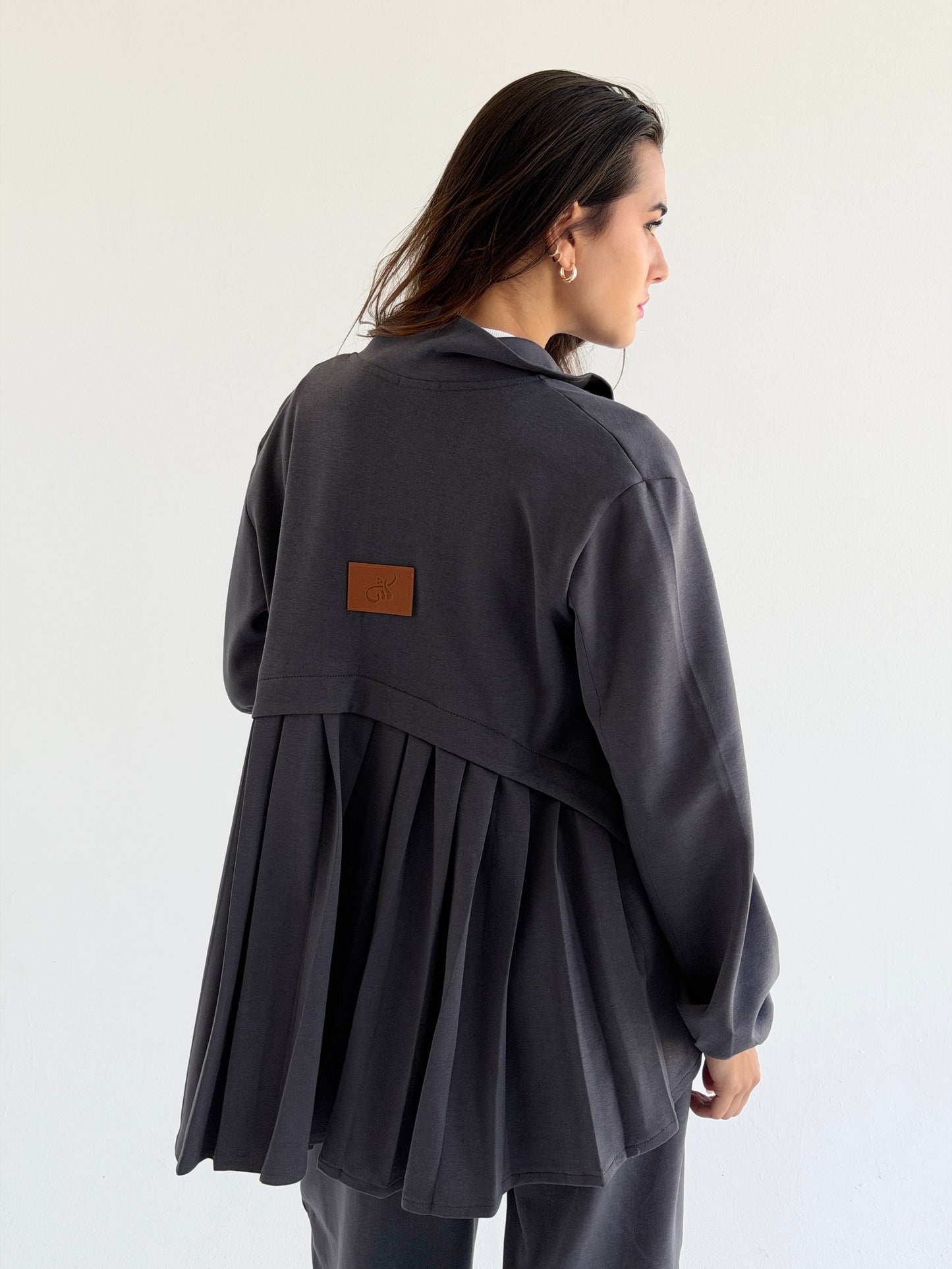 Pleated back set -gray