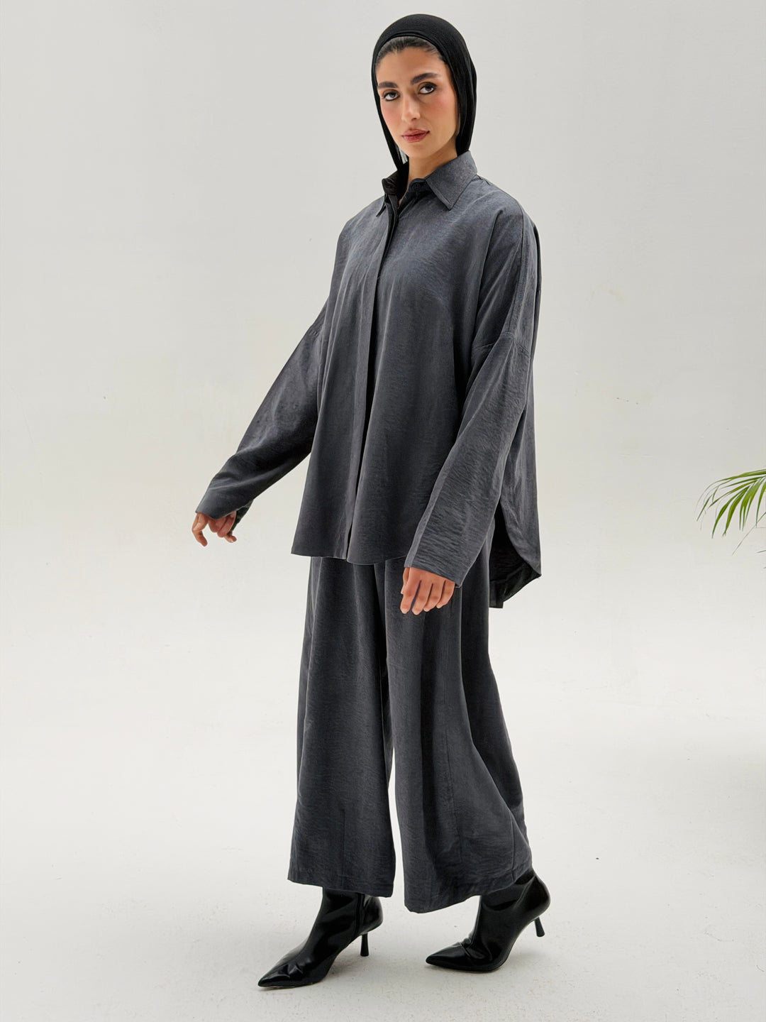 Sophia Pleated Set- Gray