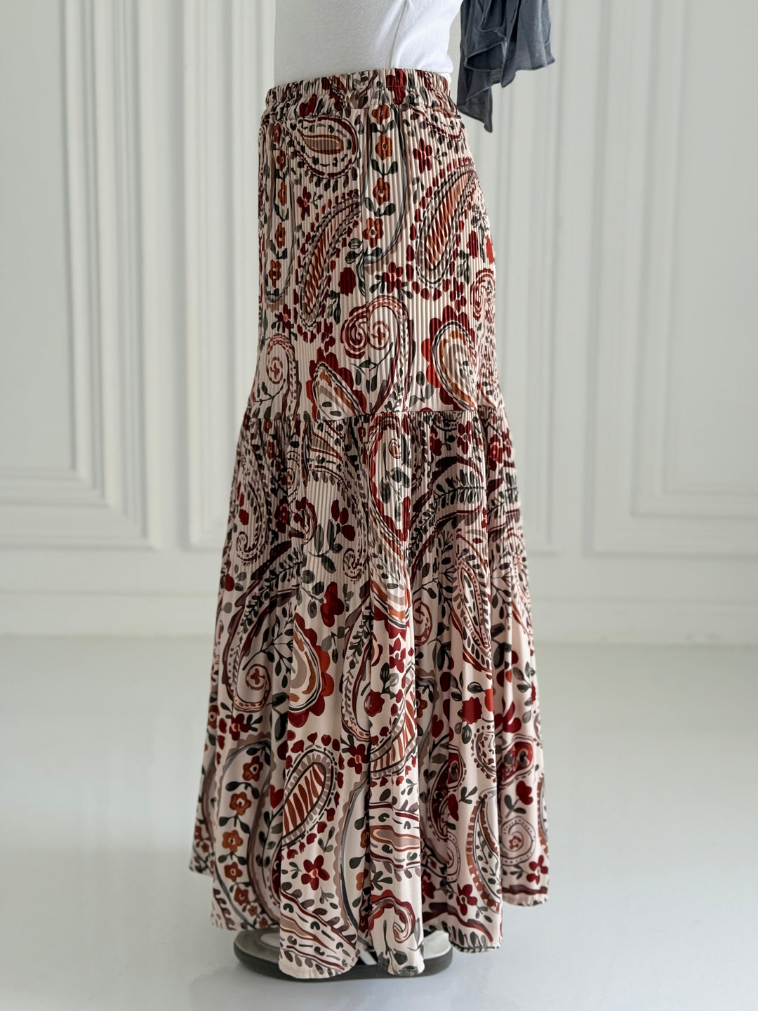 Printted pillise skirt- beige