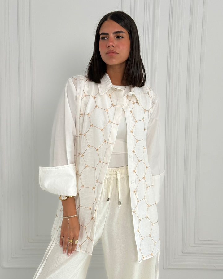 Basic Embroidery white shirt