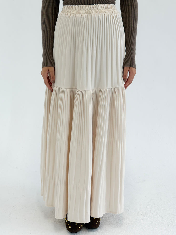 pillise skirt -off white