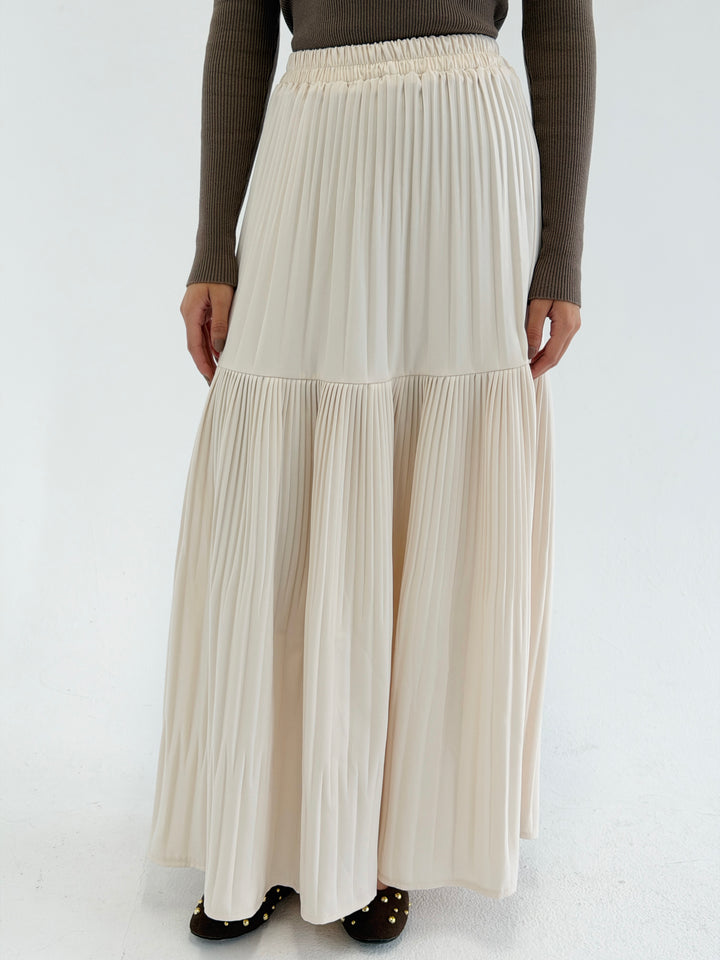 pillise skirt -off white