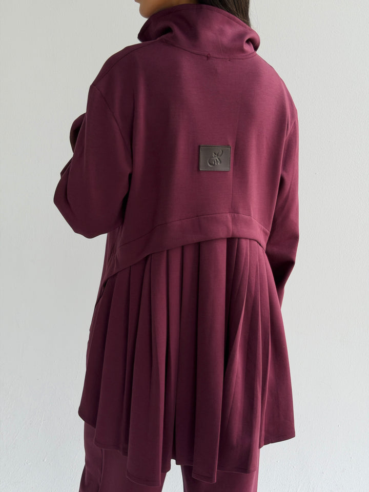 Pleated back set -burgundy