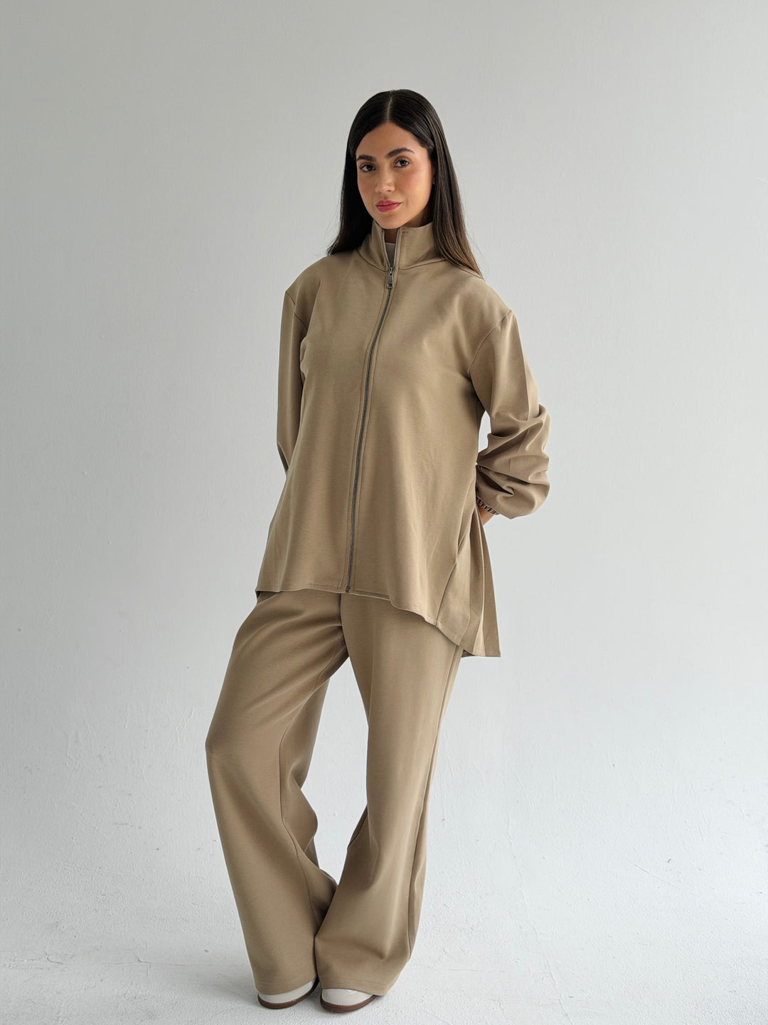 Pleated back set - beije