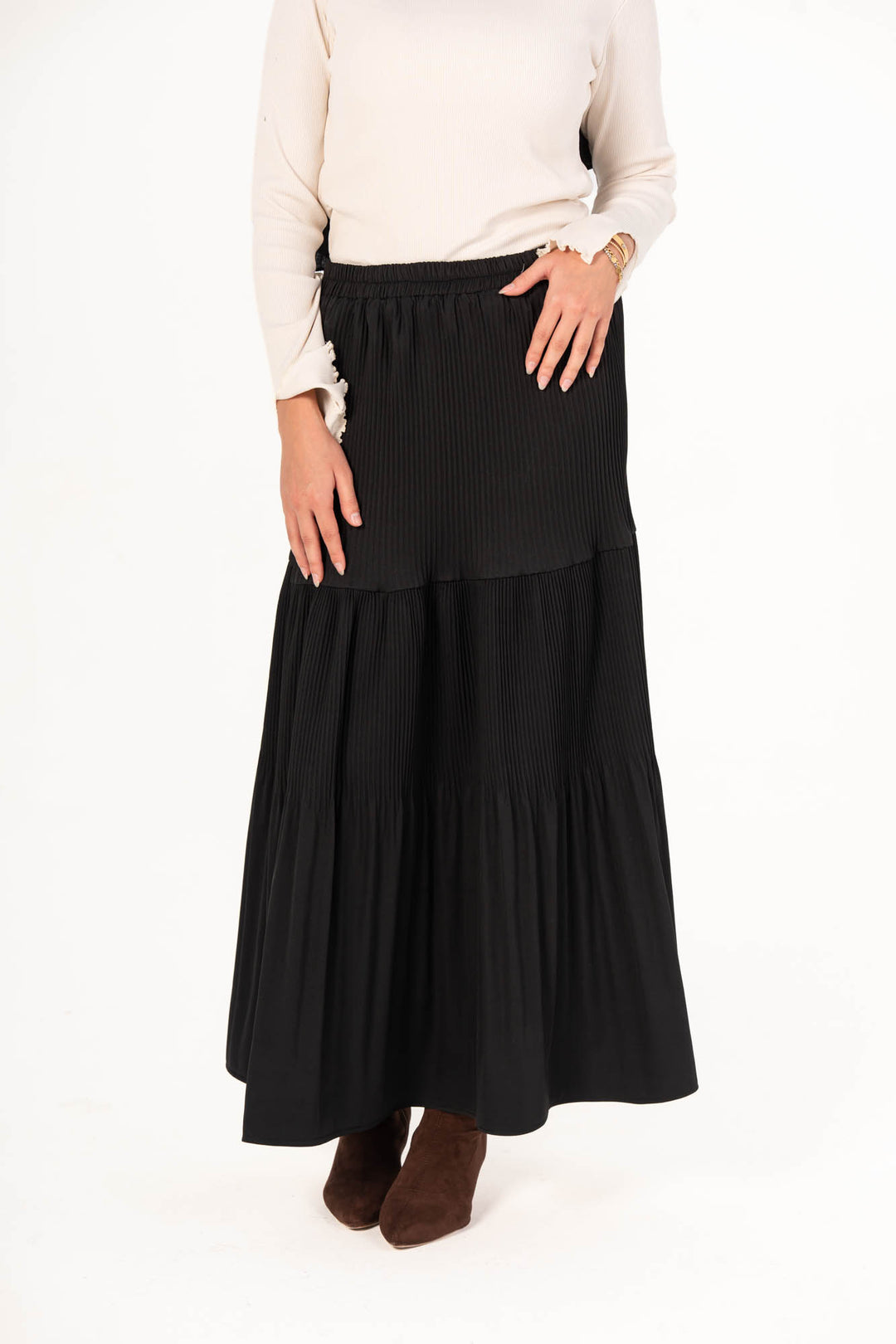 Plain Pleated Skirt - Black
